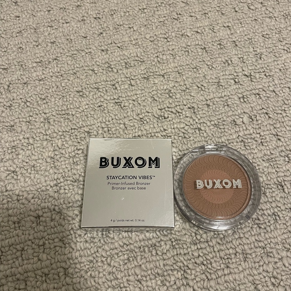 Buxom staycation vibes bronzer